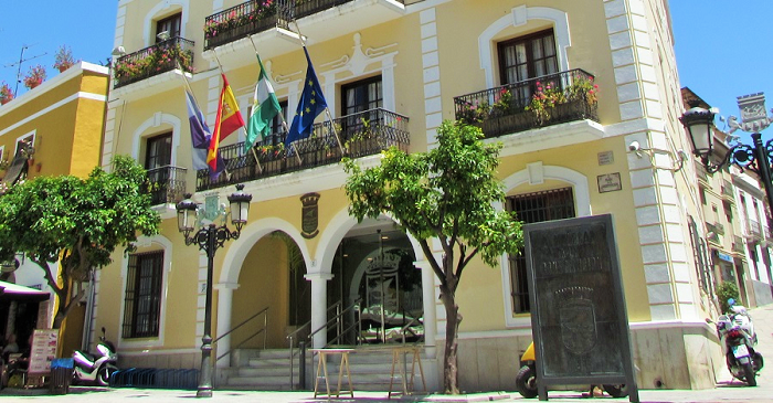 El Ayuntamiento de Almuñécar expone durante una semana el Censo Electoral para las Generales del 23J